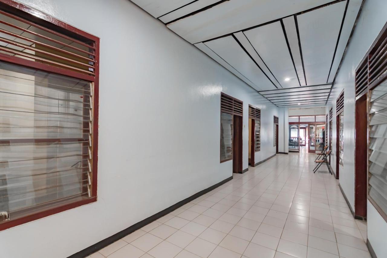 Hotel Markoni Pamanukan Mitra Reddoorz Pamanukan Hilir Exterior photo