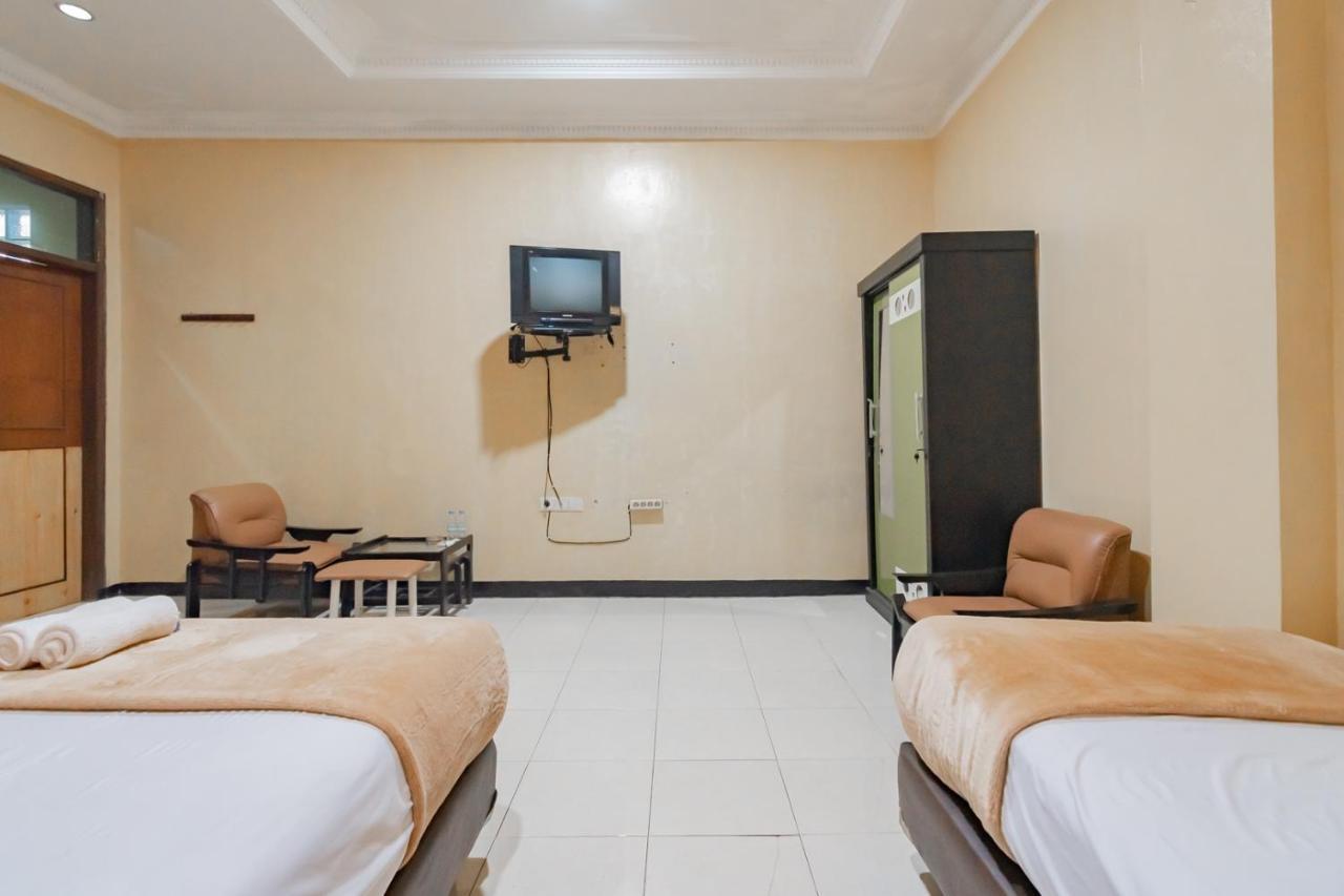 Hotel Markoni Pamanukan Mitra Reddoorz Pamanukan Hilir Exterior photo